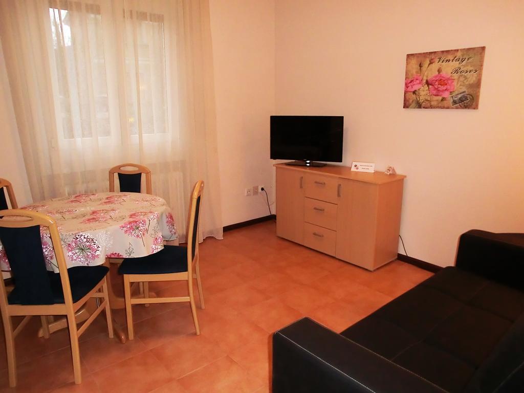 Le Rose Apartamento Trieste Quarto foto